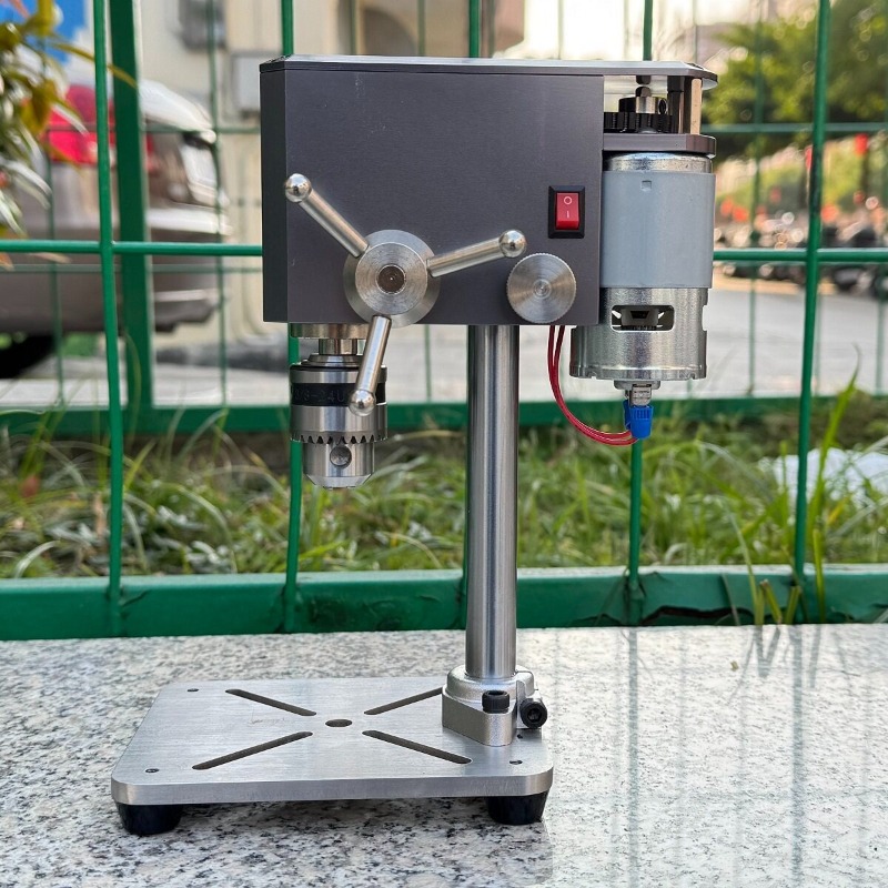 Perceuse de table mini de préc - Drill Press avis et prix