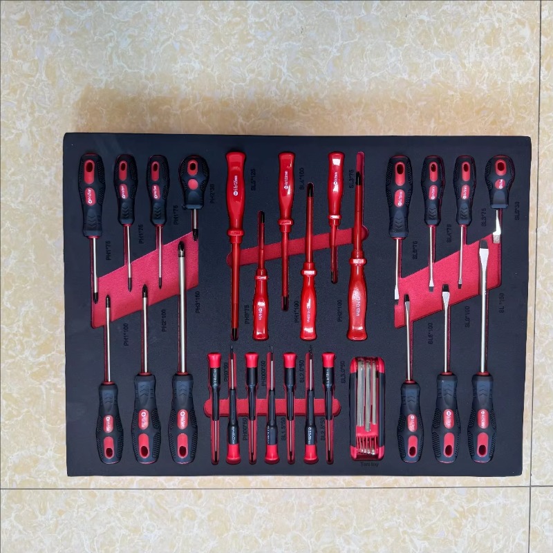 Chariot à outils manuel 7 tiro - Hand Tools In Workshop avis et prix